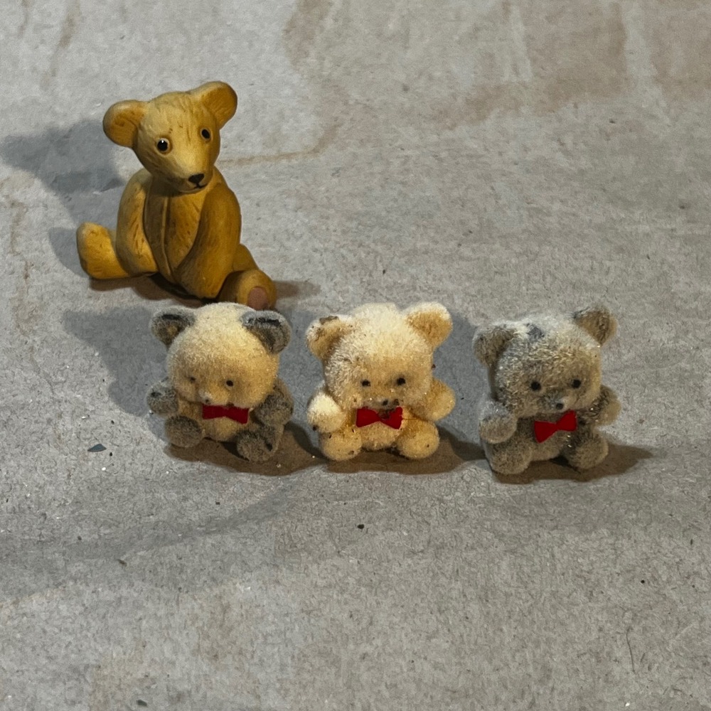 Presents 2" Miniature Teddy Bear Figurine Set 4pc Tan Flocked Red Bow Taiwan